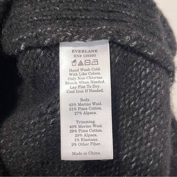 Everlane | The Cloud Turtleneck Black Speckle - Picture 10 of 10